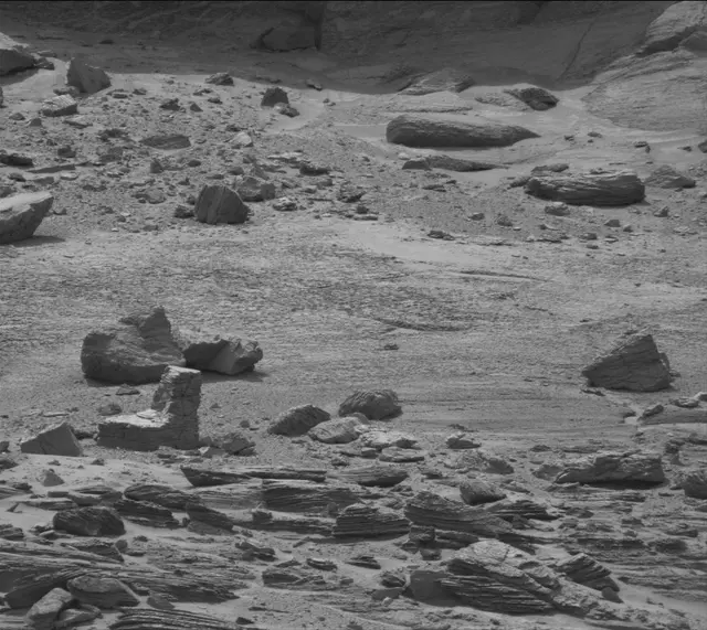 Sol 3544: Mast Camera (Mastcam)