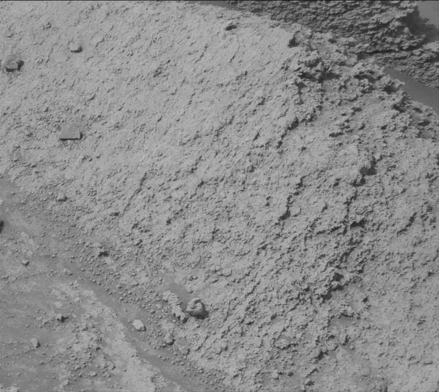 Sol 3544: Mast Camera (Mastcam)