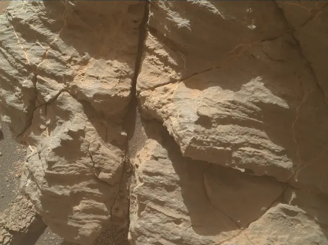 Sol 3544: Mars Hand Lens Imager (MAHLI)