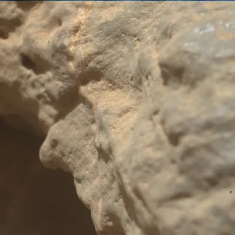 Sol 3544: Mars Hand Lens Imager (MAHLI)