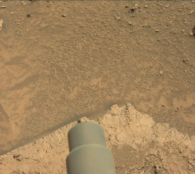 Sol 3545: Mast Camera (Mastcam)