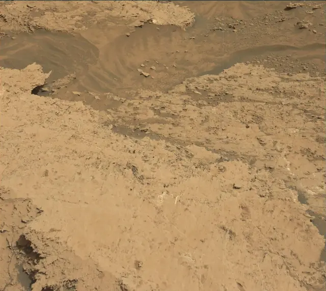Sol 3545: Mast Camera (Mastcam)