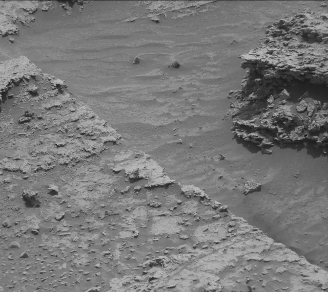 Sol 3545: Mast Camera (Mastcam)