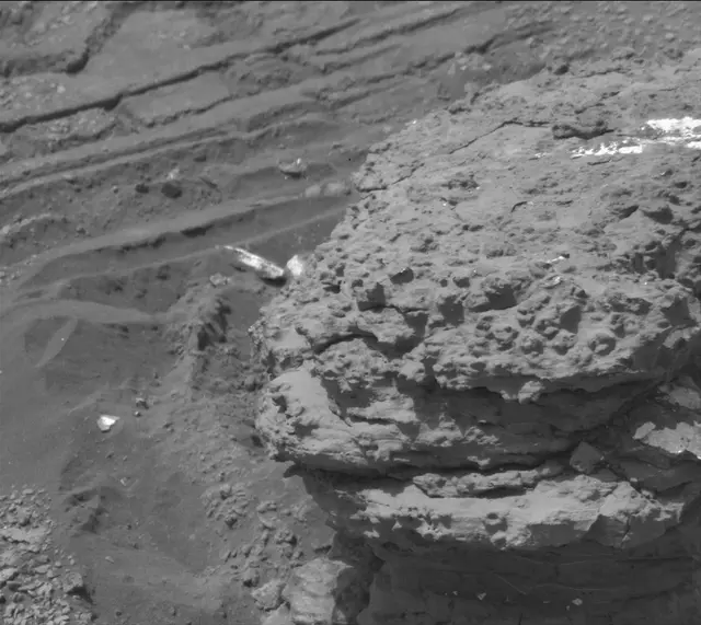 Sol 3545: Mast Camera (Mastcam)