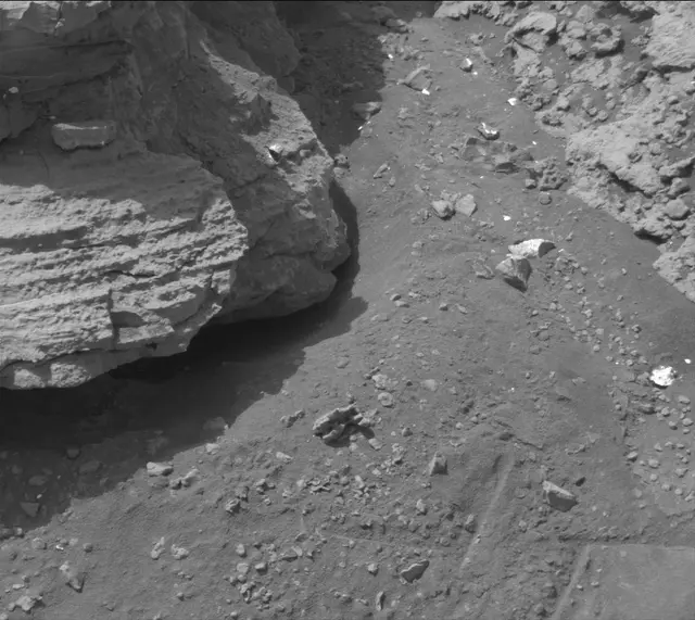 Sol 3545: Mast Camera (Mastcam)