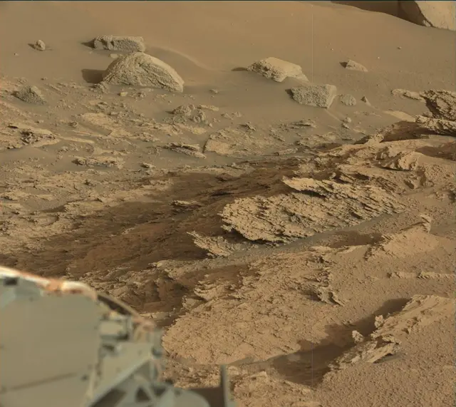 Sol 3546: Mast Camera (Mastcam)