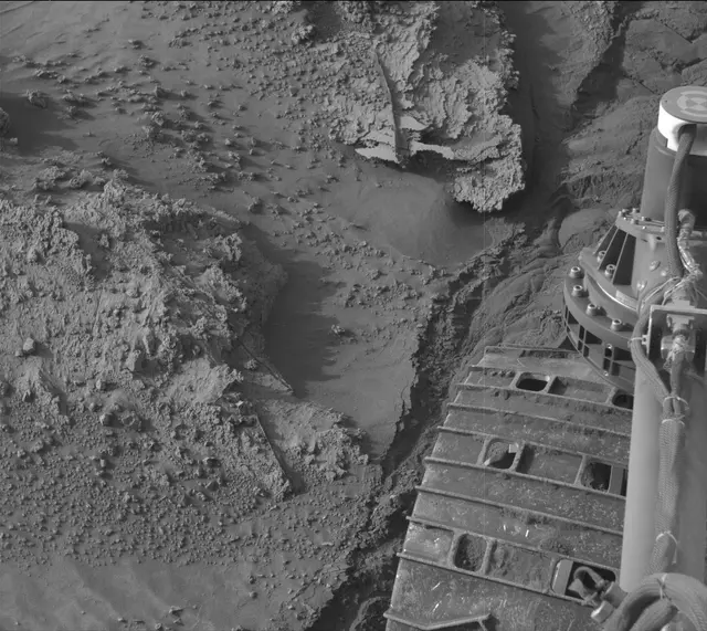 Sol 3546: Mast Camera (Mastcam)
