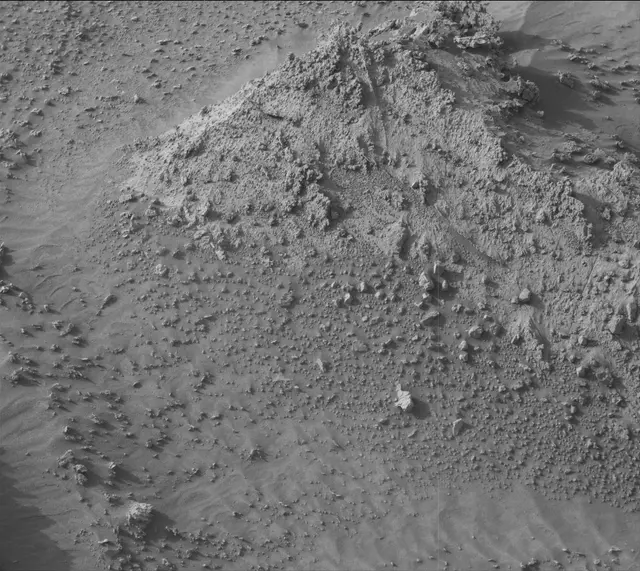 Sol 3546: Mast Camera (Mastcam)