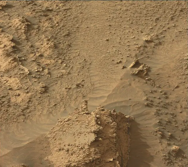 Sol 3546: Mast Camera (Mastcam)