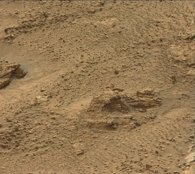 Sol 3546: Mast Camera (Mastcam)