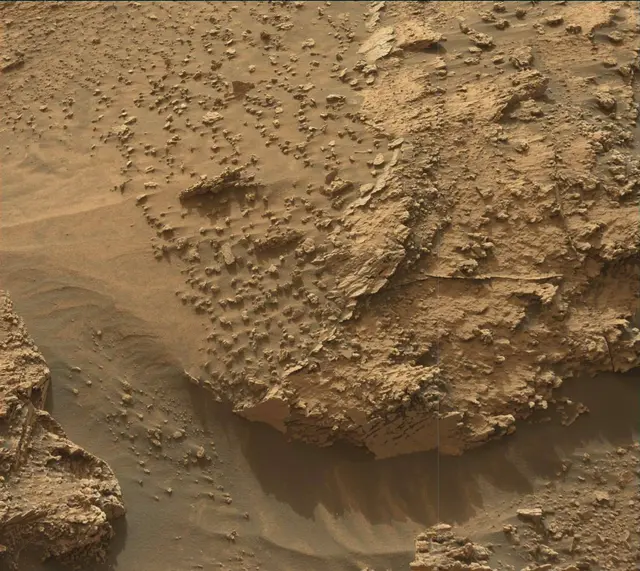 Sol 3546: Mast Camera (Mastcam)