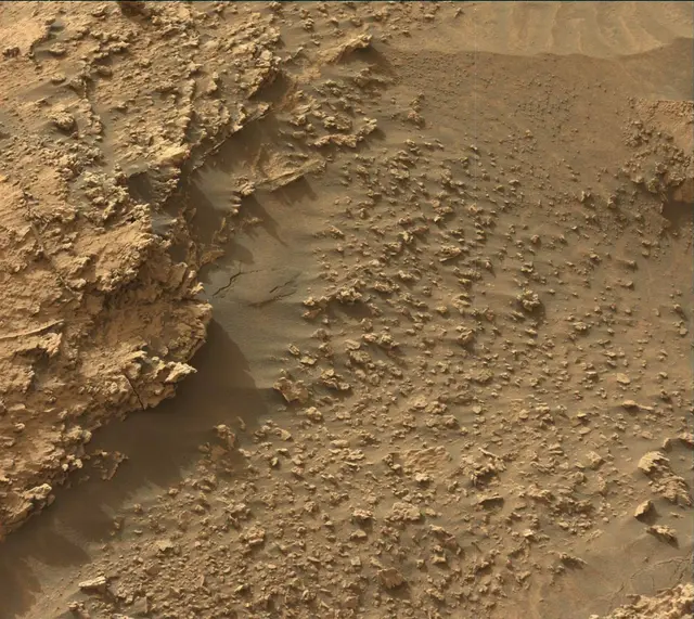 Sol 3546: Mast Camera (Mastcam)