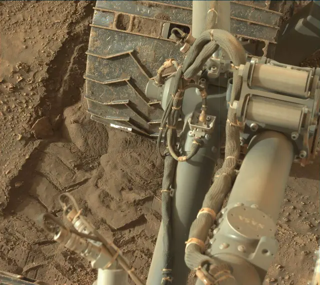 Sol 3546: Mast Camera (Mastcam)
