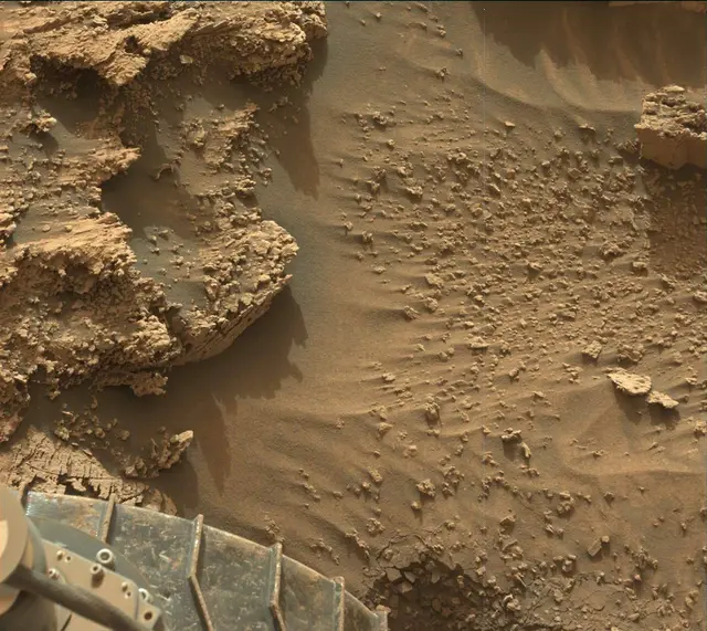 Sol 3546: Mast Camera (Mastcam)