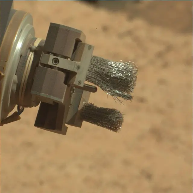 Sol 3546: Mast Camera (Mastcam)