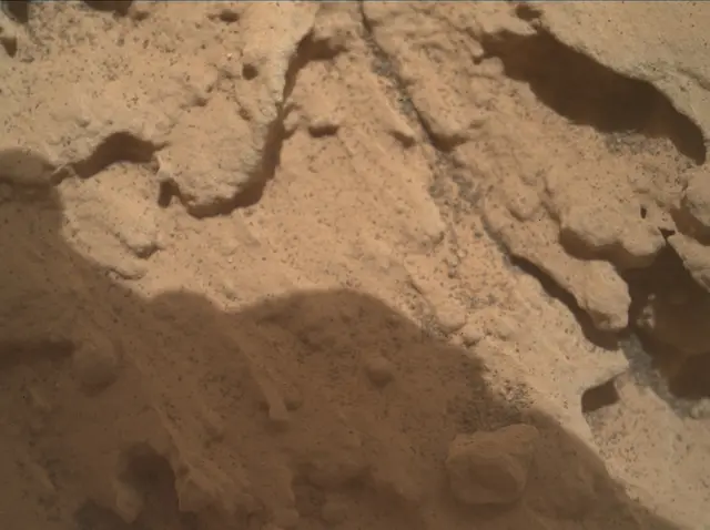 Sol 3546: Mars Hand Lens Imager (MAHLI)