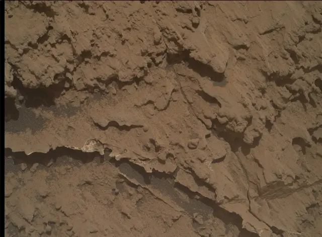 Sol 3546: Mars Hand Lens Imager (MAHLI)