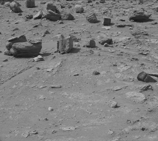 Sol 3549: Mast Camera (Mastcam)