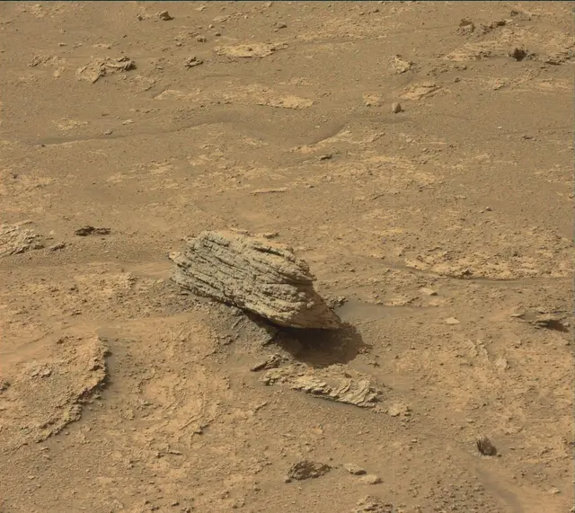 Sol 3549: Mast Camera (Mastcam)