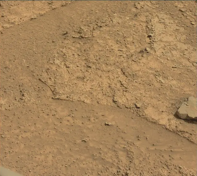 Sol 3549: Mast Camera (Mastcam)
