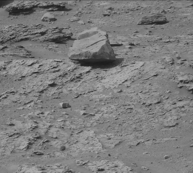 Sol 3549: Mast Camera (Mastcam)