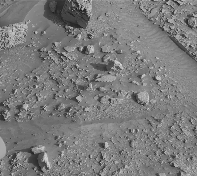 Sol 3551: Mast Camera (Mastcam)