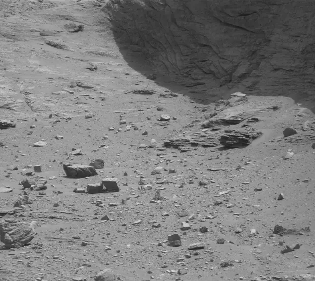 Sol 3551: Mast Camera (Mastcam)