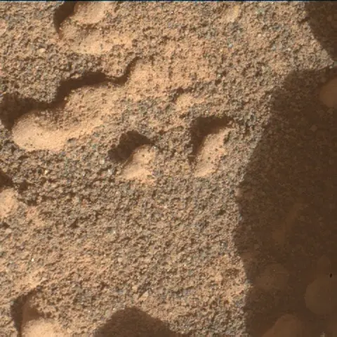 Sol 3551: Mars Hand Lens Imager (MAHLI)