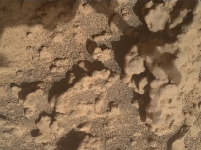 Sol 3551: Mars Hand Lens Imager (MAHLI)