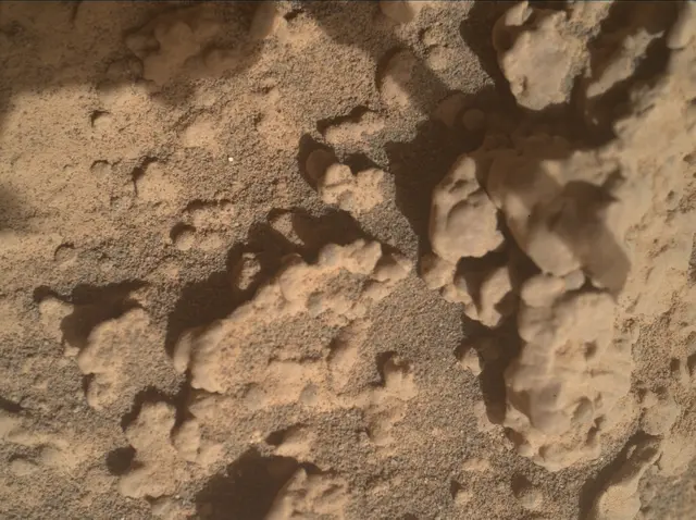 Sol 3551: Mars Hand Lens Imager (MAHLI)