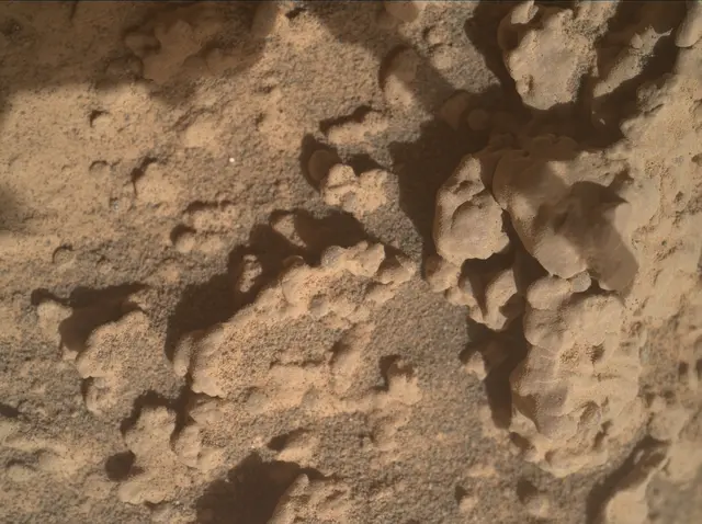 Sol 3551: Mars Hand Lens Imager (MAHLI)