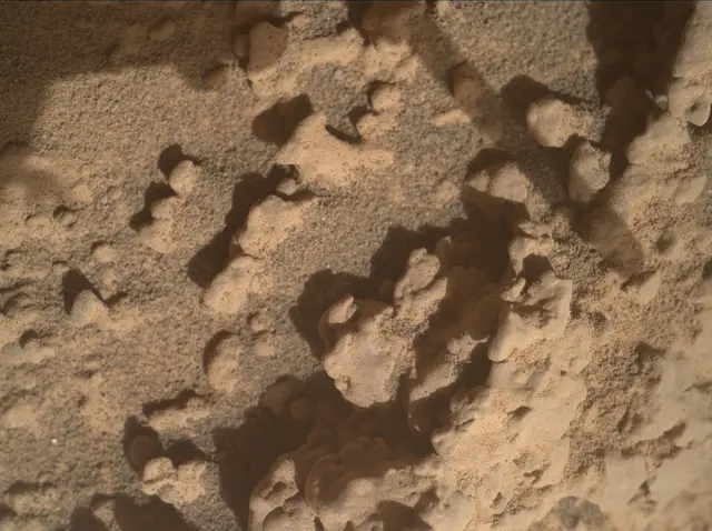 Sol 3551: Mars Hand Lens Imager (MAHLI)