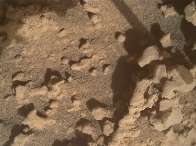Sol 3551: Mars Hand Lens Imager (MAHLI)