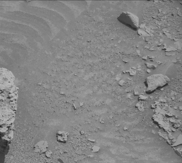 Sol 3553: Mast Camera (Mastcam)