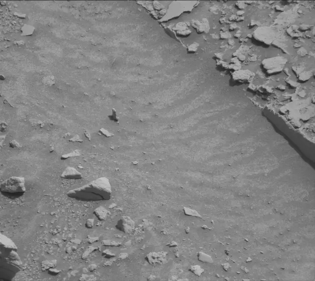 Sol 3553: Mast Camera (Mastcam)