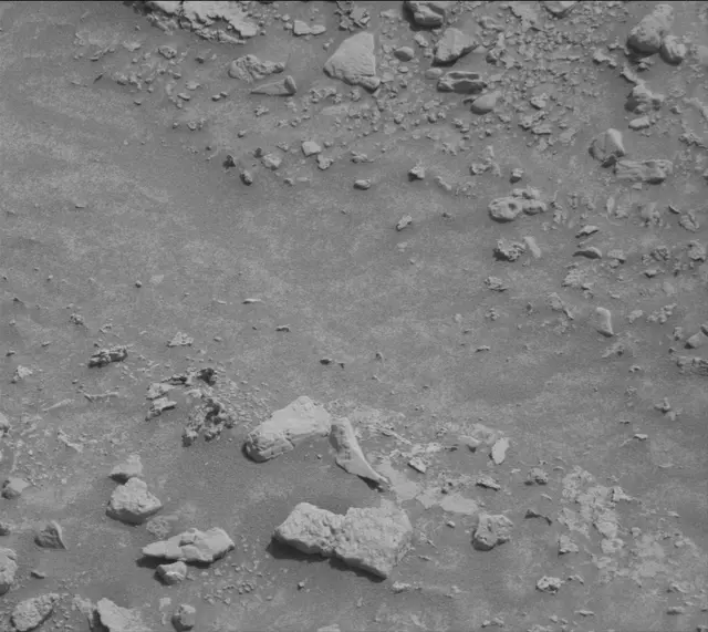 Sol 3553: Mast Camera (Mastcam)