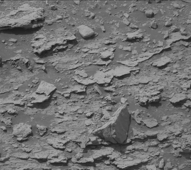 Sol 3553: Mast Camera (Mastcam)