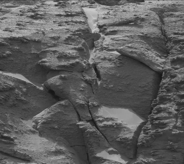 Sol 3553: Mast Camera (Mastcam)