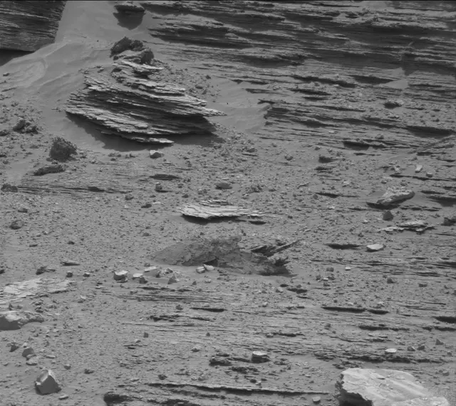 Sol 3553: Mast Camera (Mastcam)