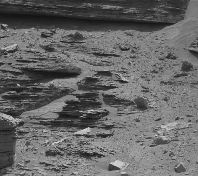 Sol 3553: Mast Camera (Mastcam)