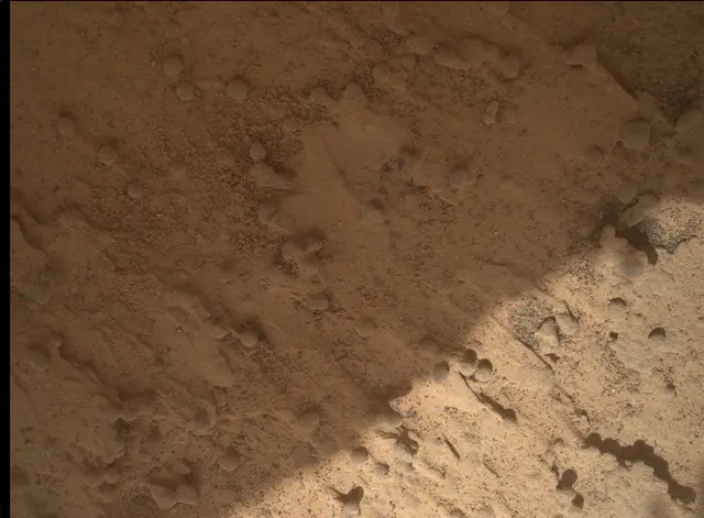 Sol 3553: Mars Hand Lens Imager (MAHLI)