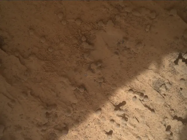 Sol 3553: Mars Hand Lens Imager (MAHLI)