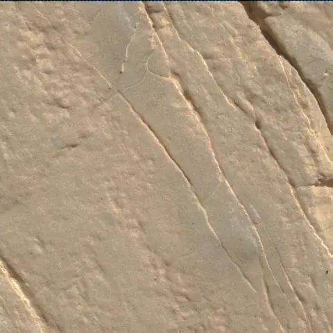 Sol 3553: Mars Hand Lens Imager (MAHLI)
