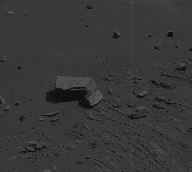 Sol 3555: Mast Camera (Mastcam)