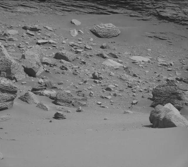 Sol 3555: Mast Camera (Mastcam)
