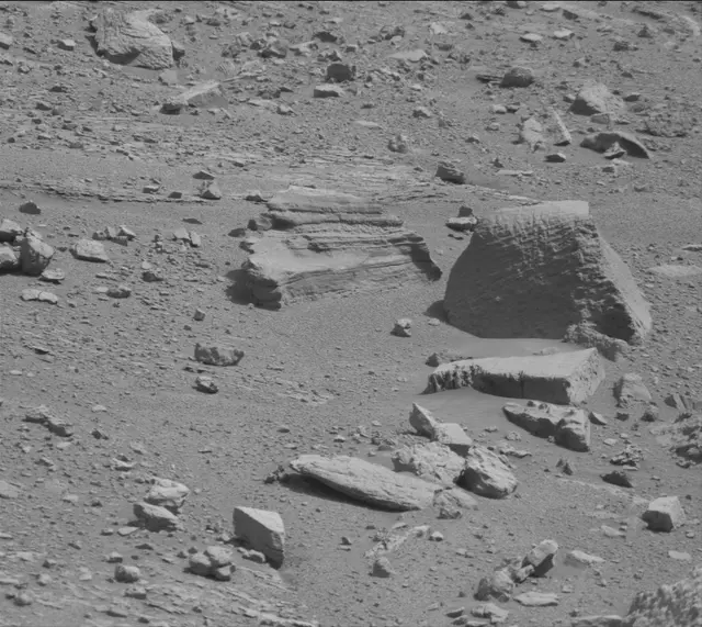 Sol 3555: Mast Camera (Mastcam)