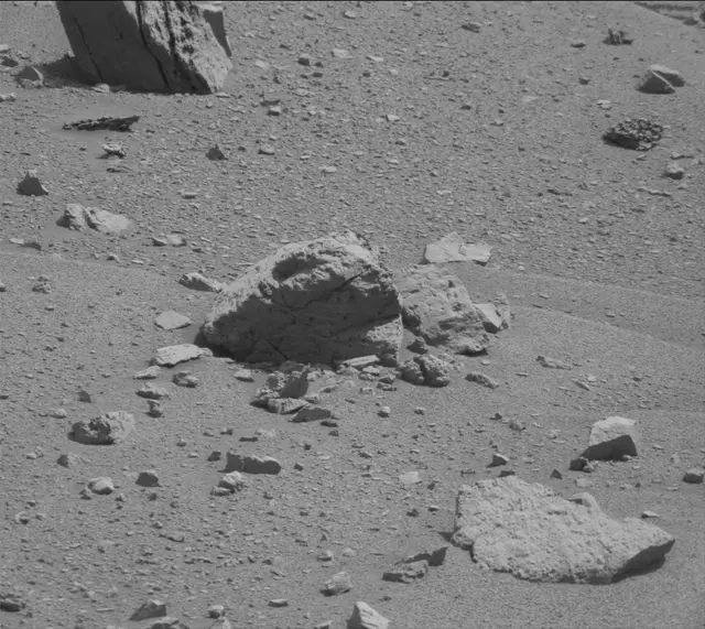 Sol 3555: Mast Camera (Mastcam)