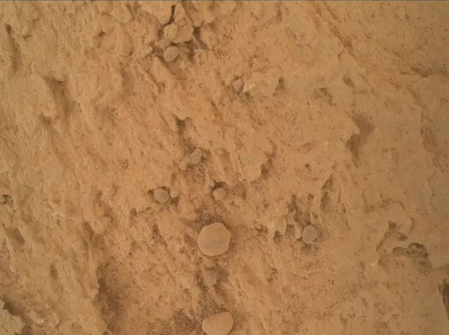 Sol 3555: Mars Hand Lens Imager (MAHLI)