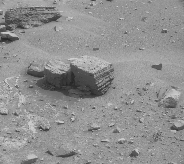 Sol 3558: Mast Camera (Mastcam)