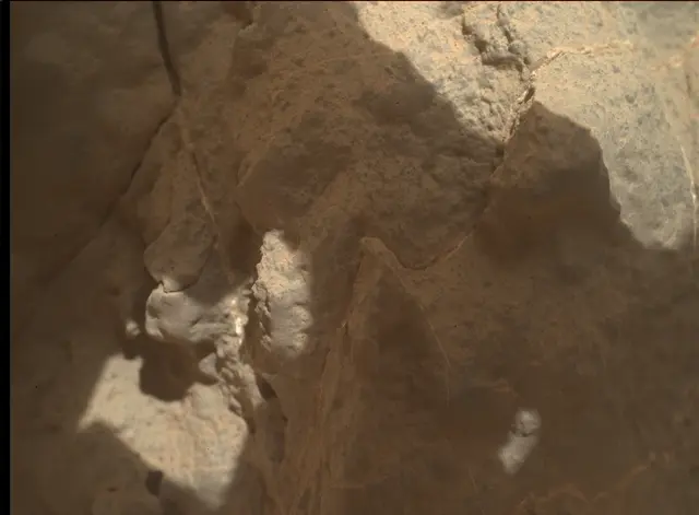 Sol 3558: Mars Hand Lens Imager (MAHLI)